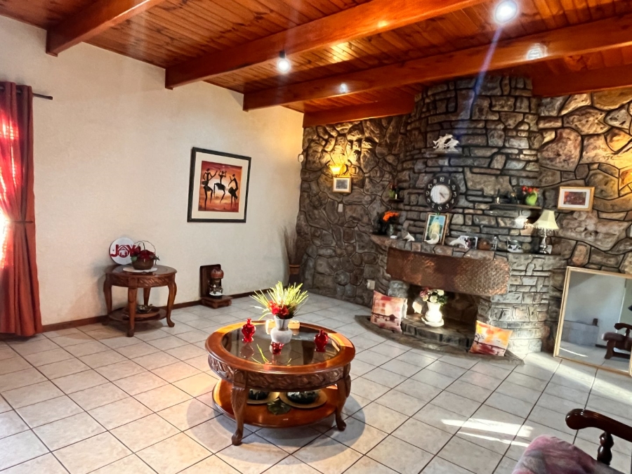 4 Bedroom Property for Sale in C Place Eastern Cape